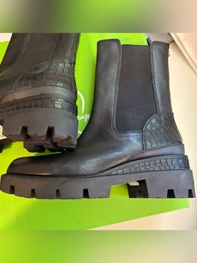 Sam Edelman Genia Black Leather Lug Boots with Croc-Texture Trim size 7.5 NWT